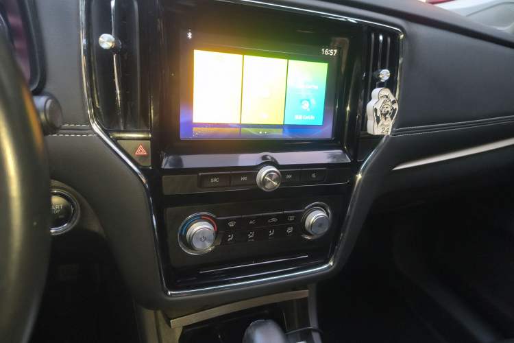 Used Roewe i6 2018 20T Automatic Flagship Edition
