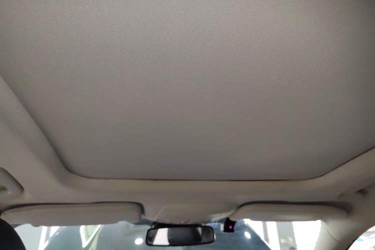 Used Ford Taurus 2019 EcoBoost 245 Comfort Edition Headliner