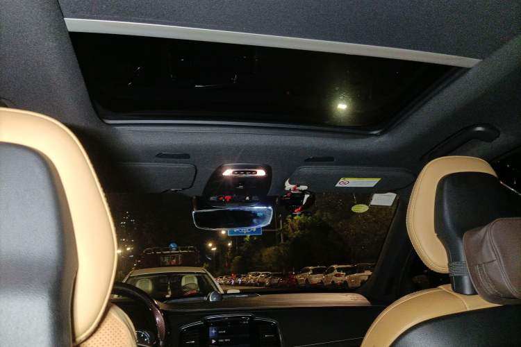 Used Volvo XC90 2017 T6 Prestige 7-Seater Headliner