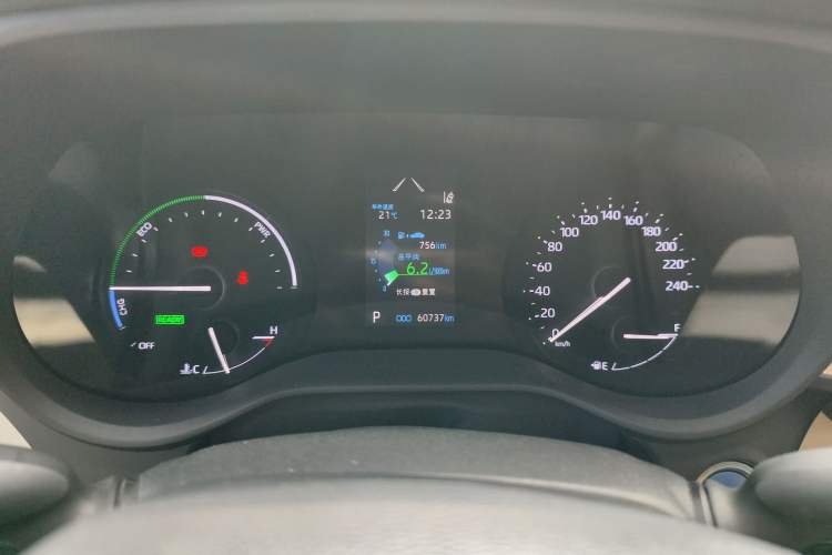 Used Toyota SIENNA 2021 2.5L Hybrid Premium Edition