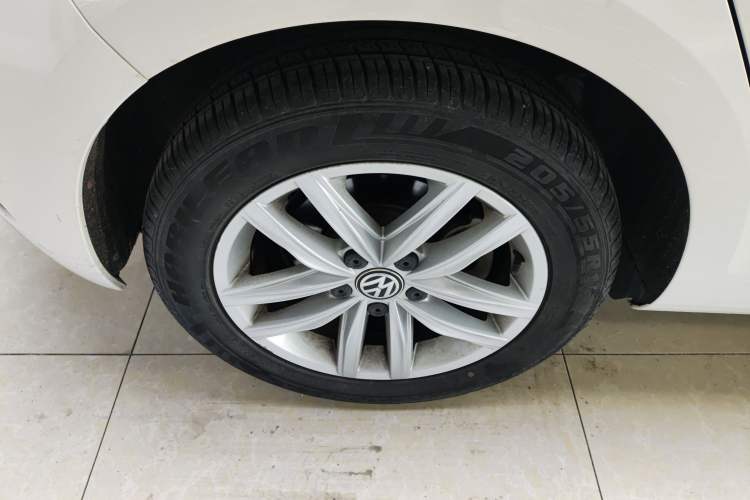 Used Volkswagen Golf 2018 230TSI Automatic Comfort Model
