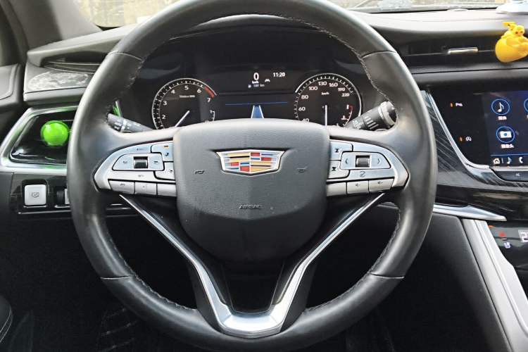 Used Cadillac XT6 2021 2.0T Six-Seater Four-Wheel-Drive Luxury Version Steering Wheel