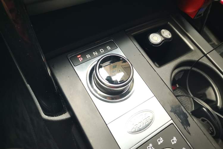 Used Land Rover Discovery 2017 3.0 SC V6 SE