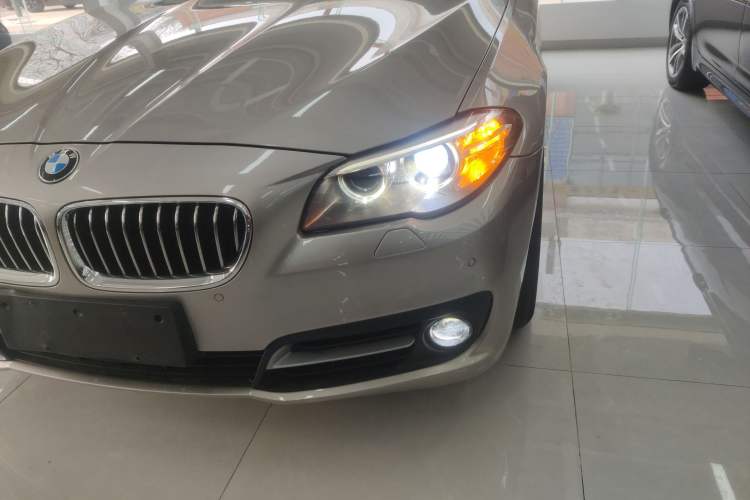 Used BMW 5 Series 2014 520i Elegant Edition