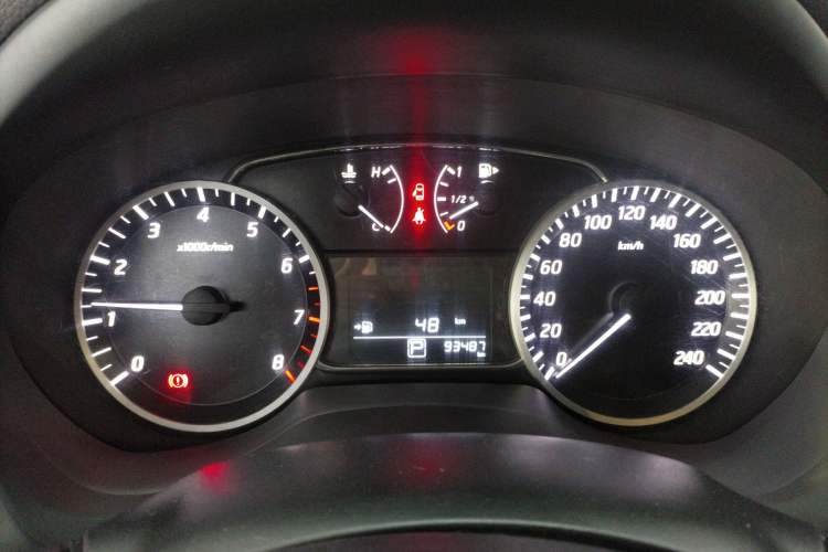 Used Nissan Sylphy 2016 1.6 XL CVT Luxury Edition Instrument Cluster