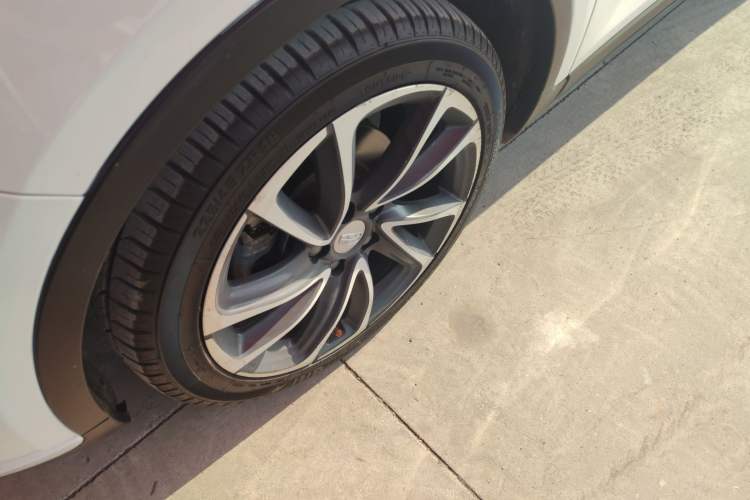 Used Geely Auto Emgrand GS 2016 Elegant Edition 1.3T Automatic ZhenShang Model