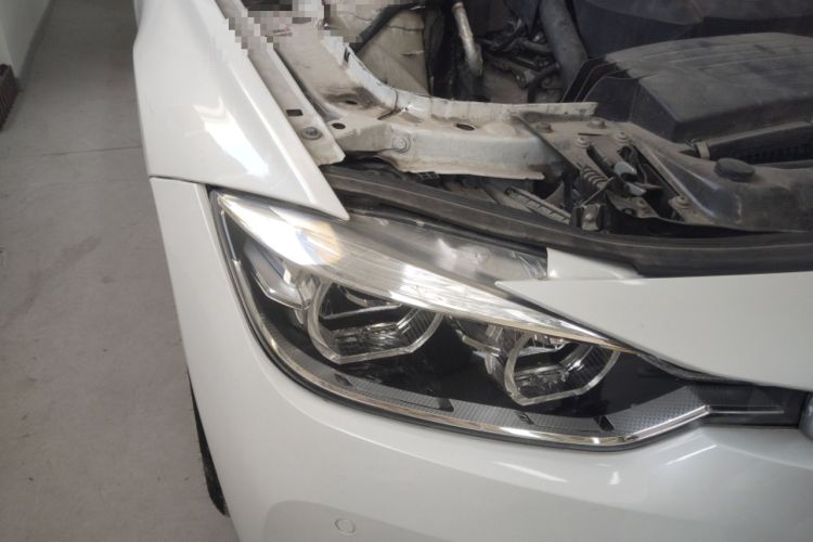 Used BMW 3 Series 2018 318i Right Front Headlight