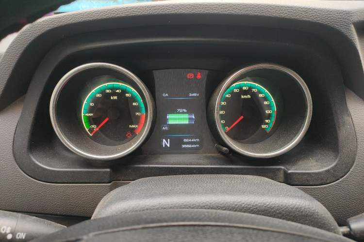 Used Dongfeng Yufeng EM26 2023 High-End Model 41.86 kWh CATL