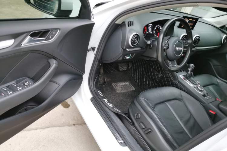 Used Audi A3 2016 Limousine 35 TFSI Style Edition