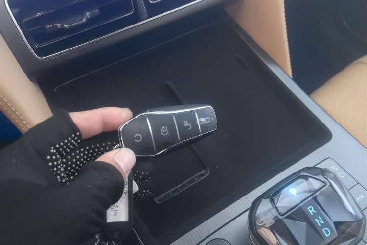 Used BYD Song L DM-i 2025 Intelligent Driving Version 160 km Beyond-Range Type
