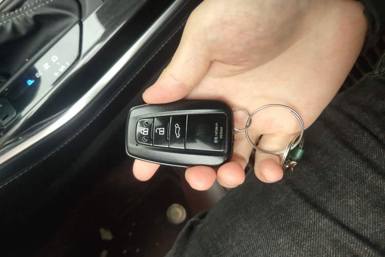 Used Toyota Crown Kluger 2021 2.5L HEV Four-Wheel Drive Premium Edition
