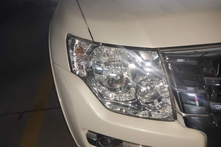 Used Mitsubishi Pajero 