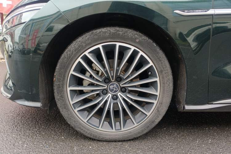 Used BYD Han 2020 EV Long-Range Luxury Model Left Front Wheel Hub