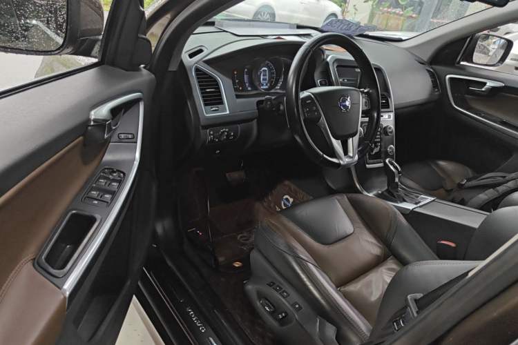 Used Volvo XC60 2014 T6 Zhiyi Edition
