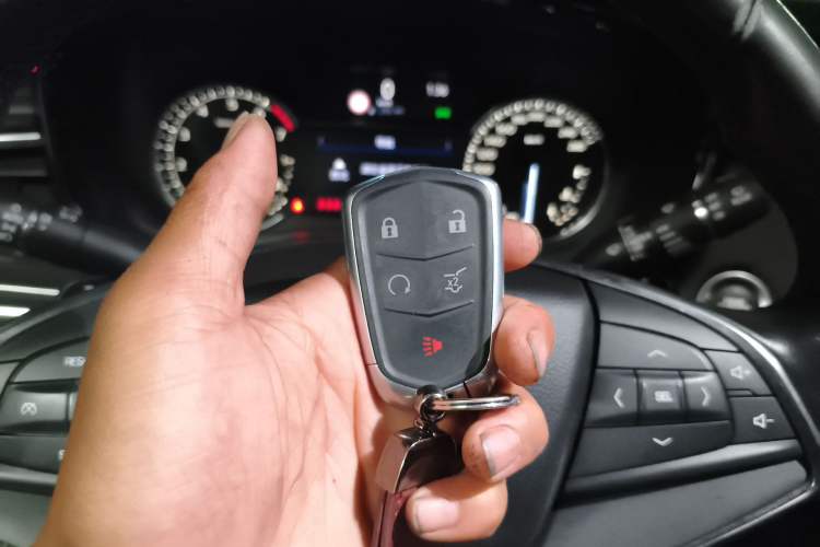 Used Cadillac XT5 2020 28T Tech Edition