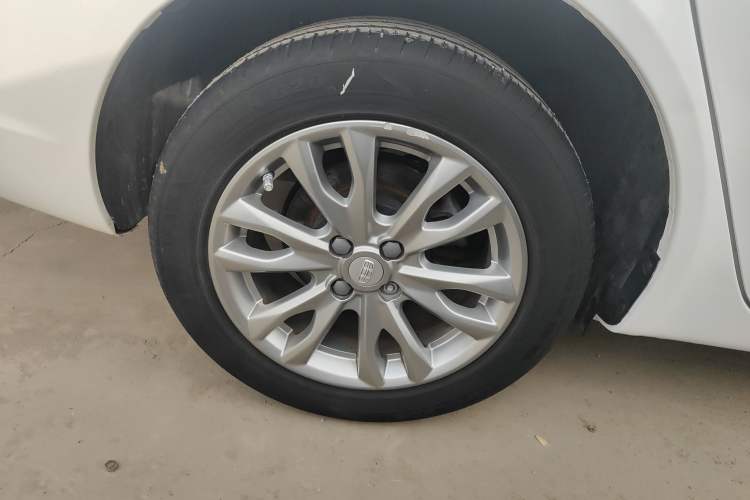 Used Geely Auto Vision 2019 Upgraded Model 1.5L CVT Luxury Version China VI Standard
