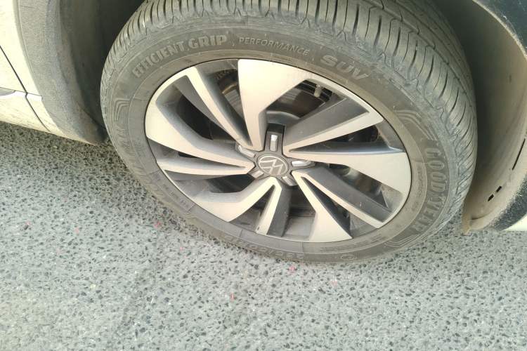 Used Volkswagen Tayron X 2024 330TSI Two-Wheel-Drive Prestige High-Energy Edition