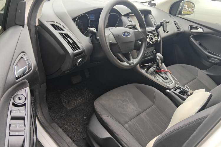 Used Ford Focus 2015 Hatchback 1.6L Automatic Comfort Model