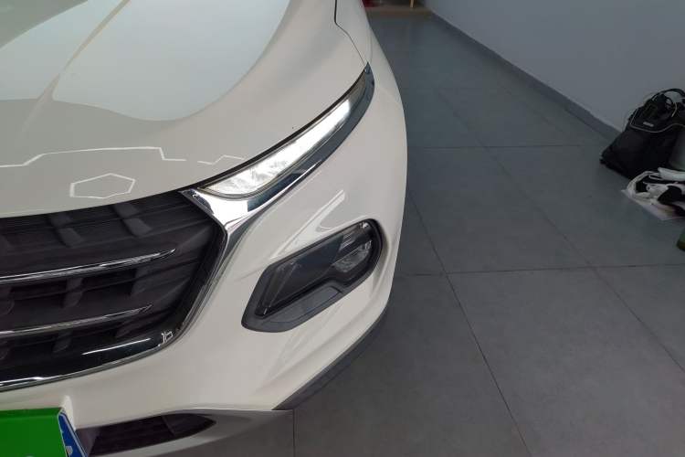 Used Baojun 510 2017 1.5L Automatic Luxury Model Left Front Headlight