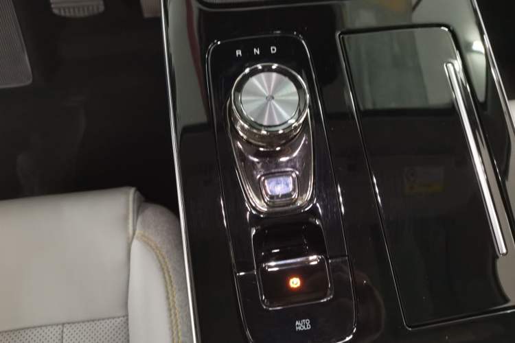 Used AION V 2021 Plus 70 Super Fast Charging Version Ternary Lithium