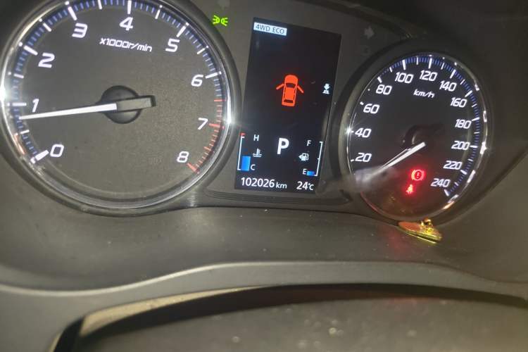 Used Mitsubishi Outlander 2016 2.4L 4x4 Luxury Edition 7-Seater
