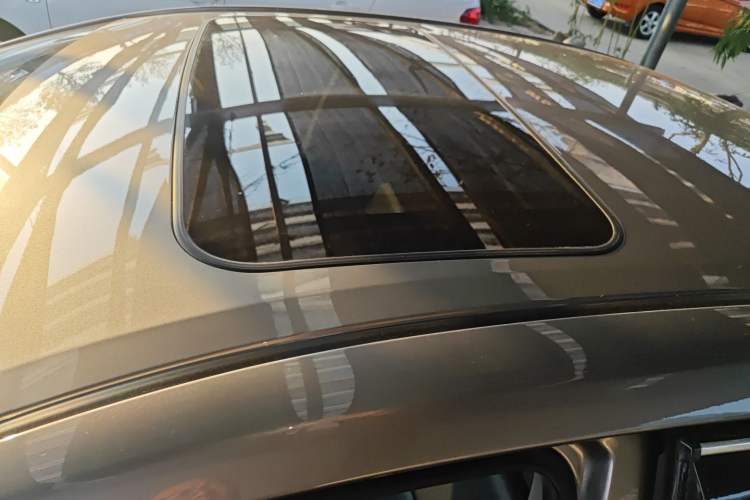 Used Toyota Corolla Hybrid E+ 2019 1.8L E-CVT Luxury Edition
