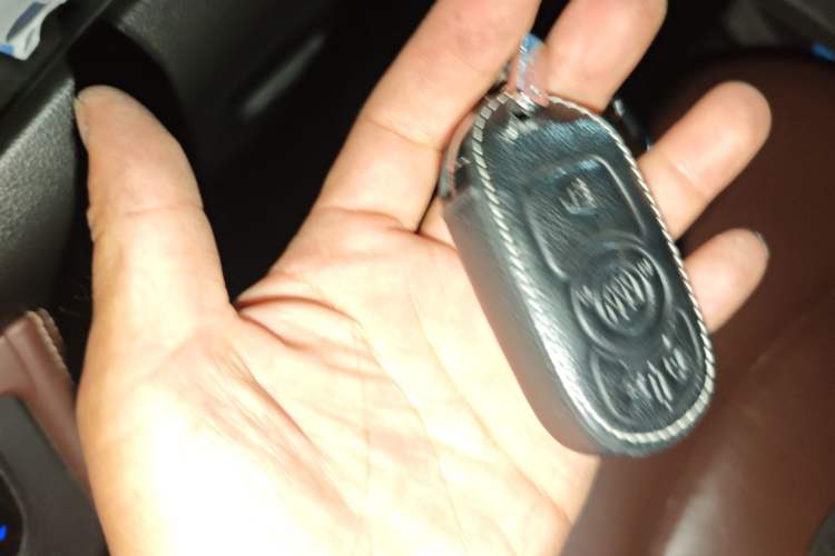 Used Buick Envision 2014 28T Four-Wheel Drive Elite Model Vehicle Key