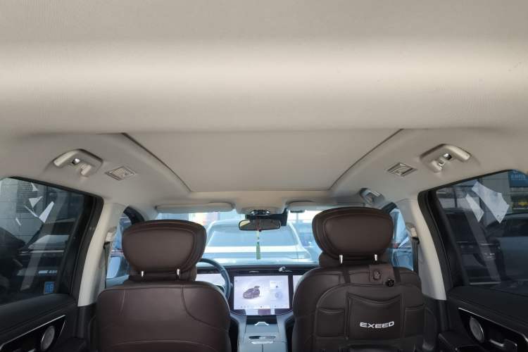 Used EXEED Lanyue 2023 400T Two-Wheel Drive Starry Edition 7-Seater
