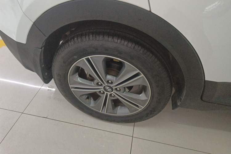 Used Hyundai ix25 2015 1.6L Automatic Two-Wheel Drive Smart GLS Trim
