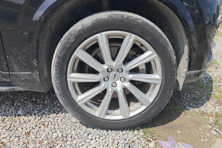 Used Volvo XC90 2019 T6 Zhiyi Edition 7-Seater China V Emission Standard
