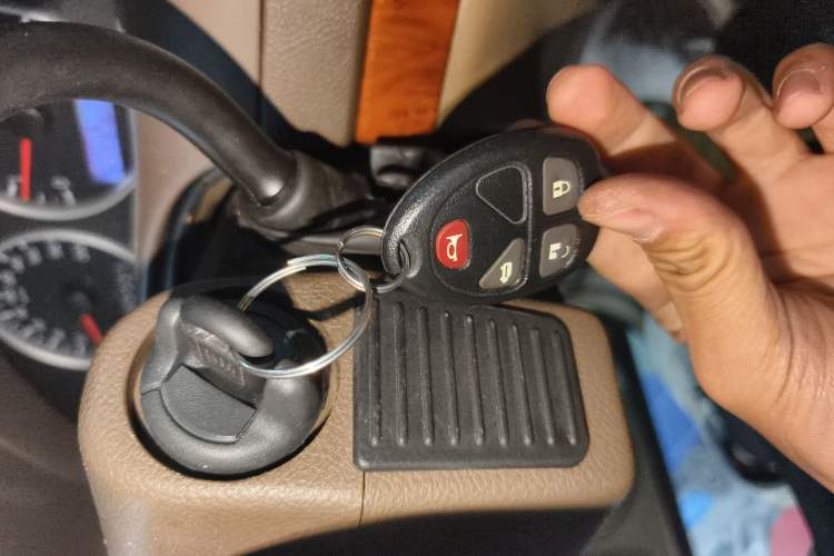 Used Buick GL8 2006 Lu Zun 3.0L CT Comfort Edition Vehicle Key