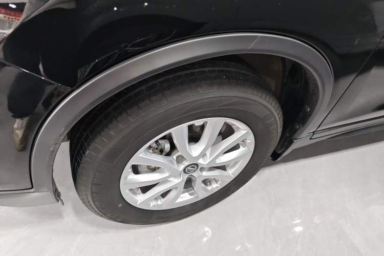 Used Nissan X-Trail 2023 Classic 2.0L Two-Wheel Drive Smart Connect & Comfort Edition
