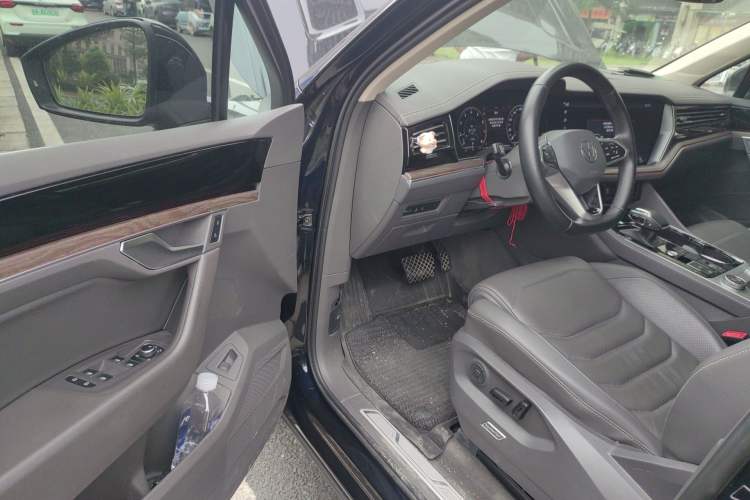 Used Volkswagen Touareg 2021 2.0 TSI RuiShang Edition
