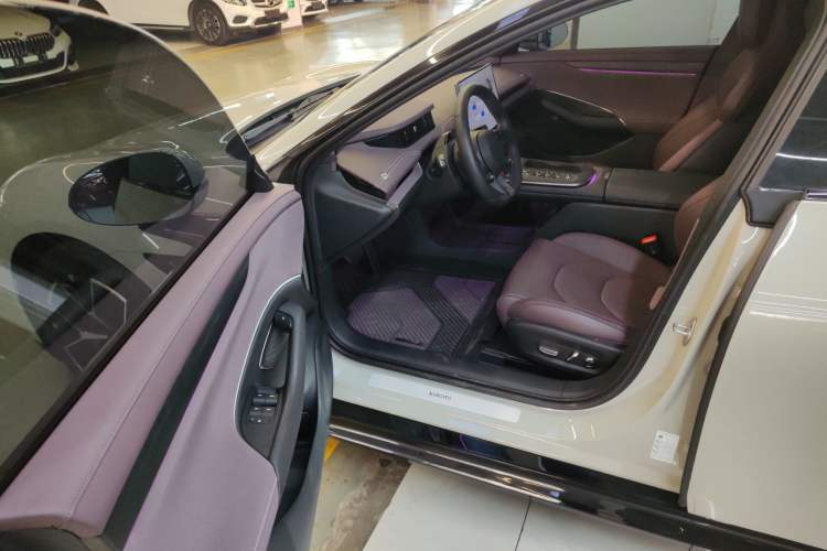 Used Xiaomi Auto SU7 2024 Rear-Drive Ultra-Long Range Advanced Pro-Level Intelligent Driving Version