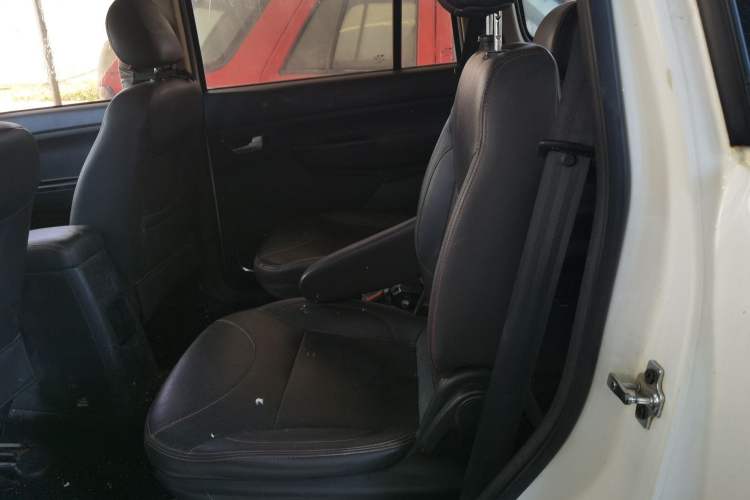 Used Jinbei 750 2016 1.5L Luxury Model
