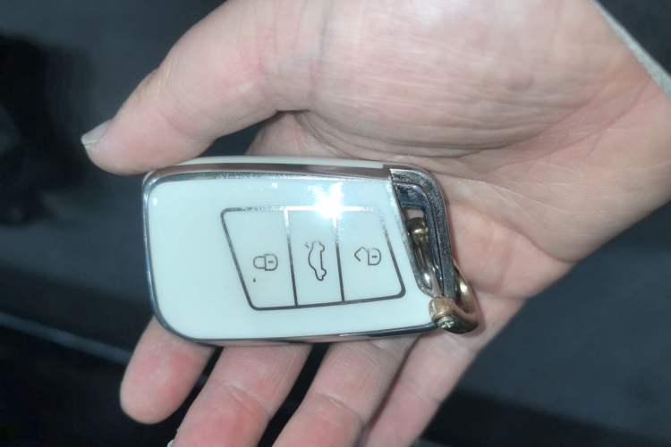 Used Volkswagen Passat 2023 330TSI Starry Elite Edition Vehicle Key