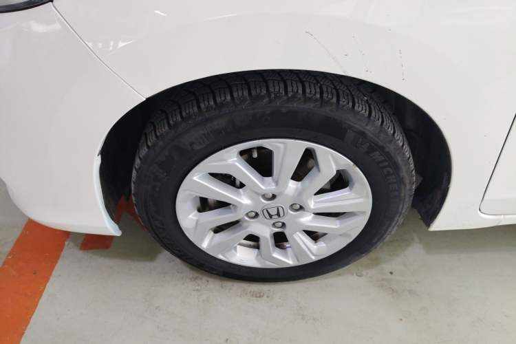 Used Honda Fit 2020 1.5L CVT Comfort Sunroof Version Left Front Wheel Hub