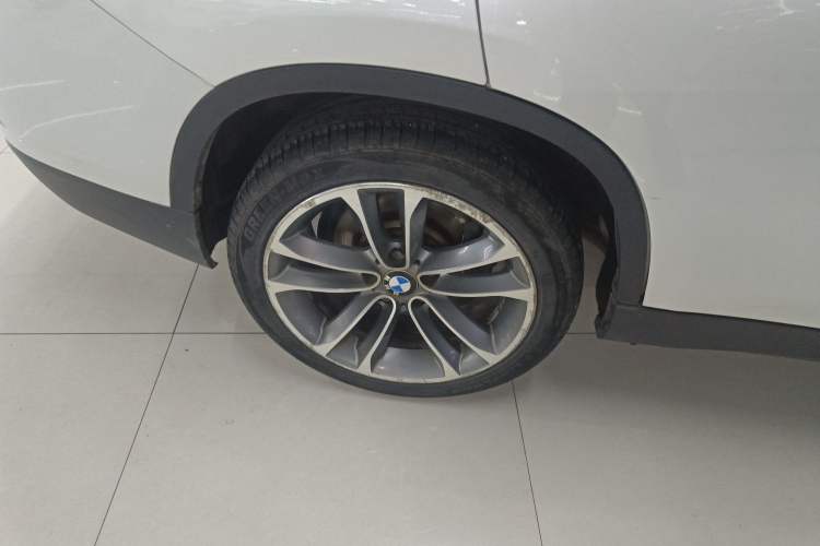 Used BMW X1 2015 sDrive18i Leading Edition