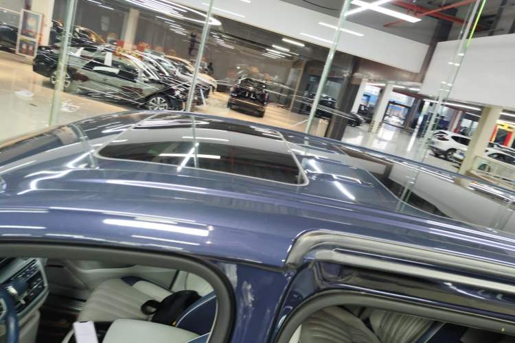 Used Roewe iMAX8 2022 400TGI Celebration Edition
