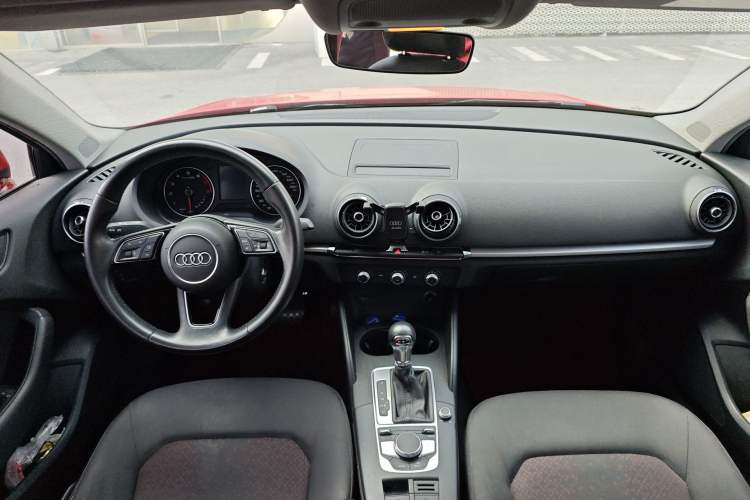 Used Audi A3 2018 30th Anniversary Edition Limousine 35 TFSI Ambition Model
