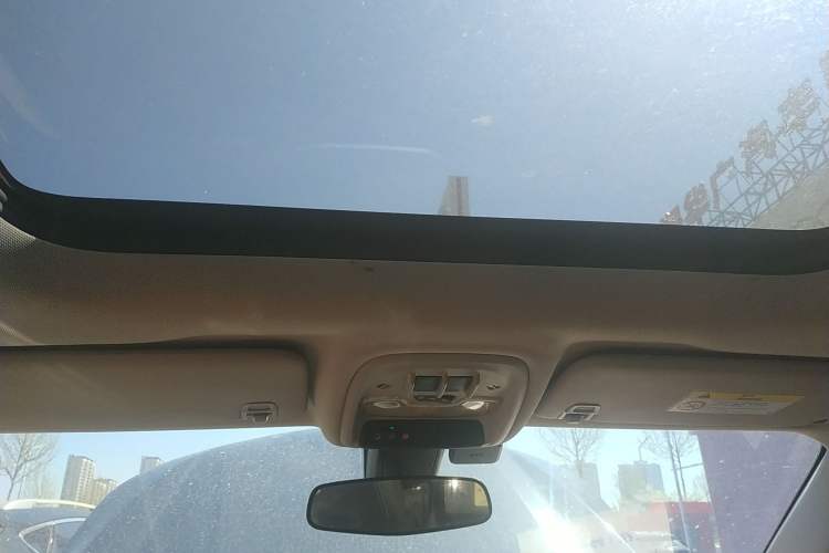 Used Buick Encore GX 2020 20T CVT Two-Wheel Drive Luxury Version Headliner