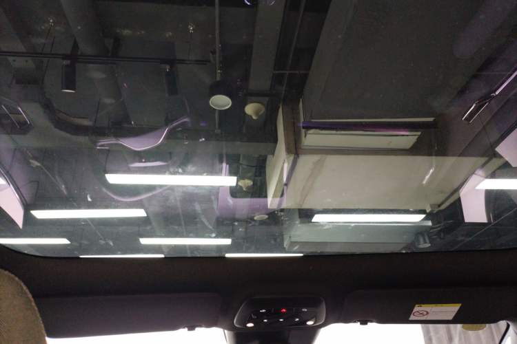 Used Volvo EX30 2025 Rear-Drive Long-Range Plus Model