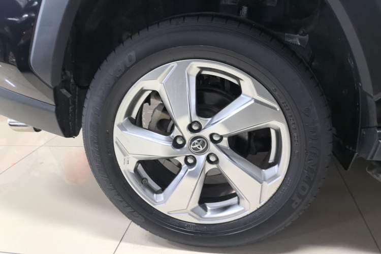 Used Toyota RAV4 2020 2.0L CVT Two-Wheel Drive Fashion Edition