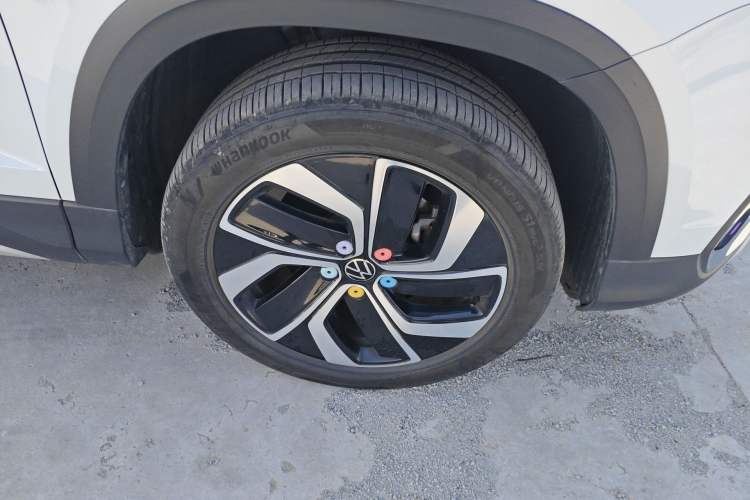 Used Volkswagen Tharu 2023 300TSI Two-Wheel-Drive Full Moon Edition