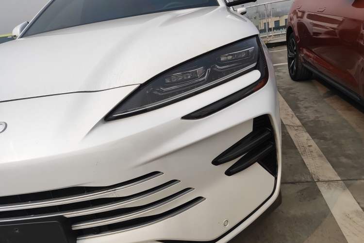 Used BYD Song PLUS New Energy 2023 Champion Edition DM-i 110KM Flagship PLUS
