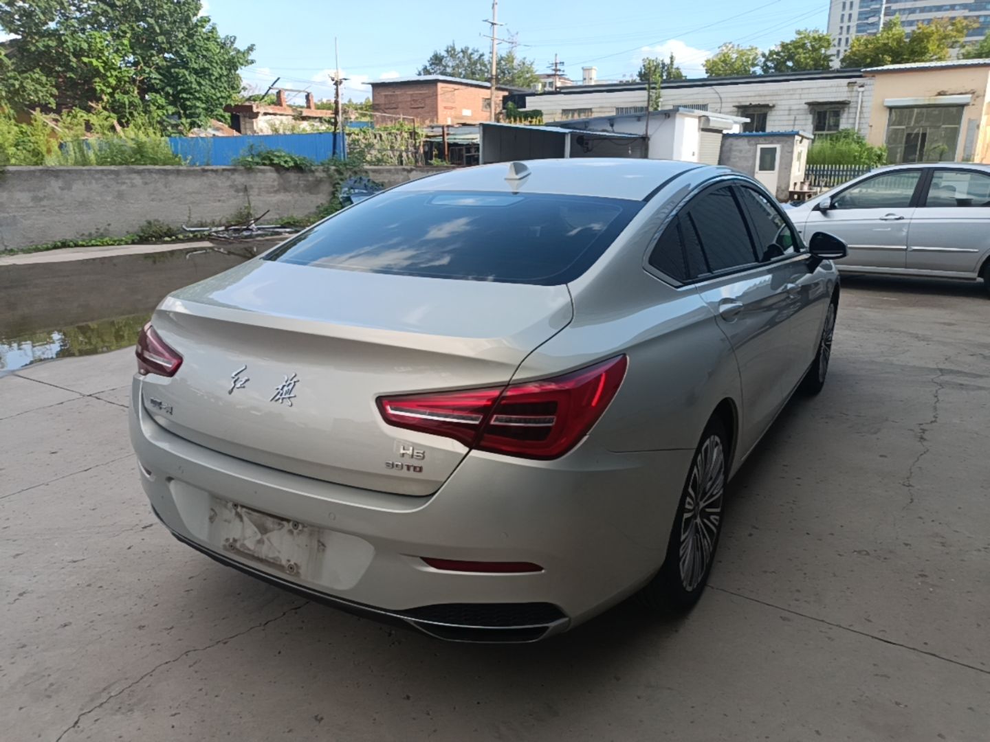 Hongqi H5 2022 Classic Model 1.5T DCT Flagship Edition - Chinese Trim Yue — снимка 6