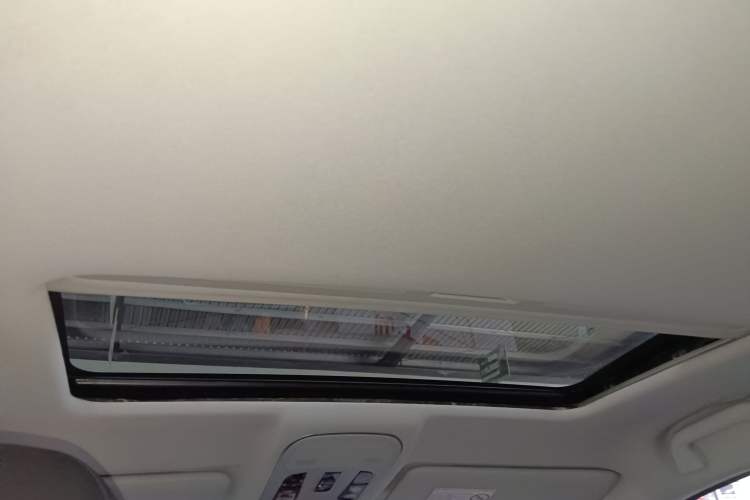 Used Haval H2 2016 Red-Label 1.5T Manual Two-Wheel Drive Luxury Model