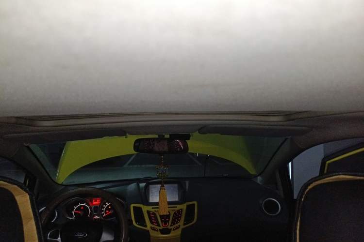 Used Ford Fiesta 2012 Hatchback 1.5L Automatic Dynamic Limited Edition Headliner