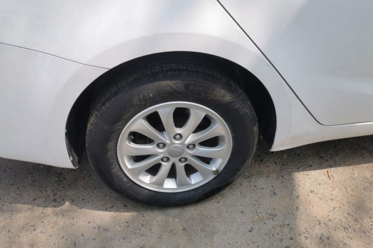 Used Kia K3 2016 1.6L Manual GL Right Rear Wheel Hub