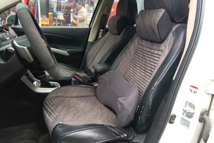 Used Suzuki S-Cross 2014 1.6L CVT Two-Wheel Drive Elite Version
